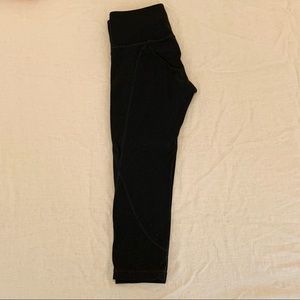 COPY - Athleta Crop/Capri Black Legging